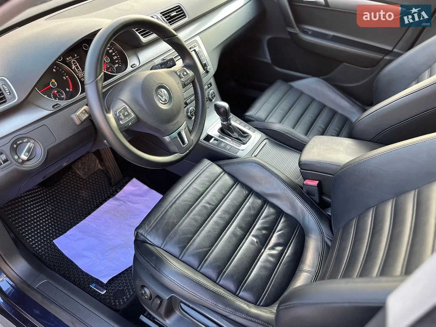 2013 Volkswagen Passat - мініатюра 43