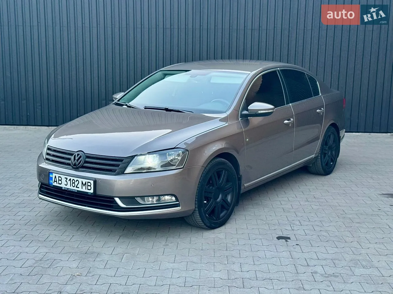 2011 Volkswagen Passat - мініатюра 37