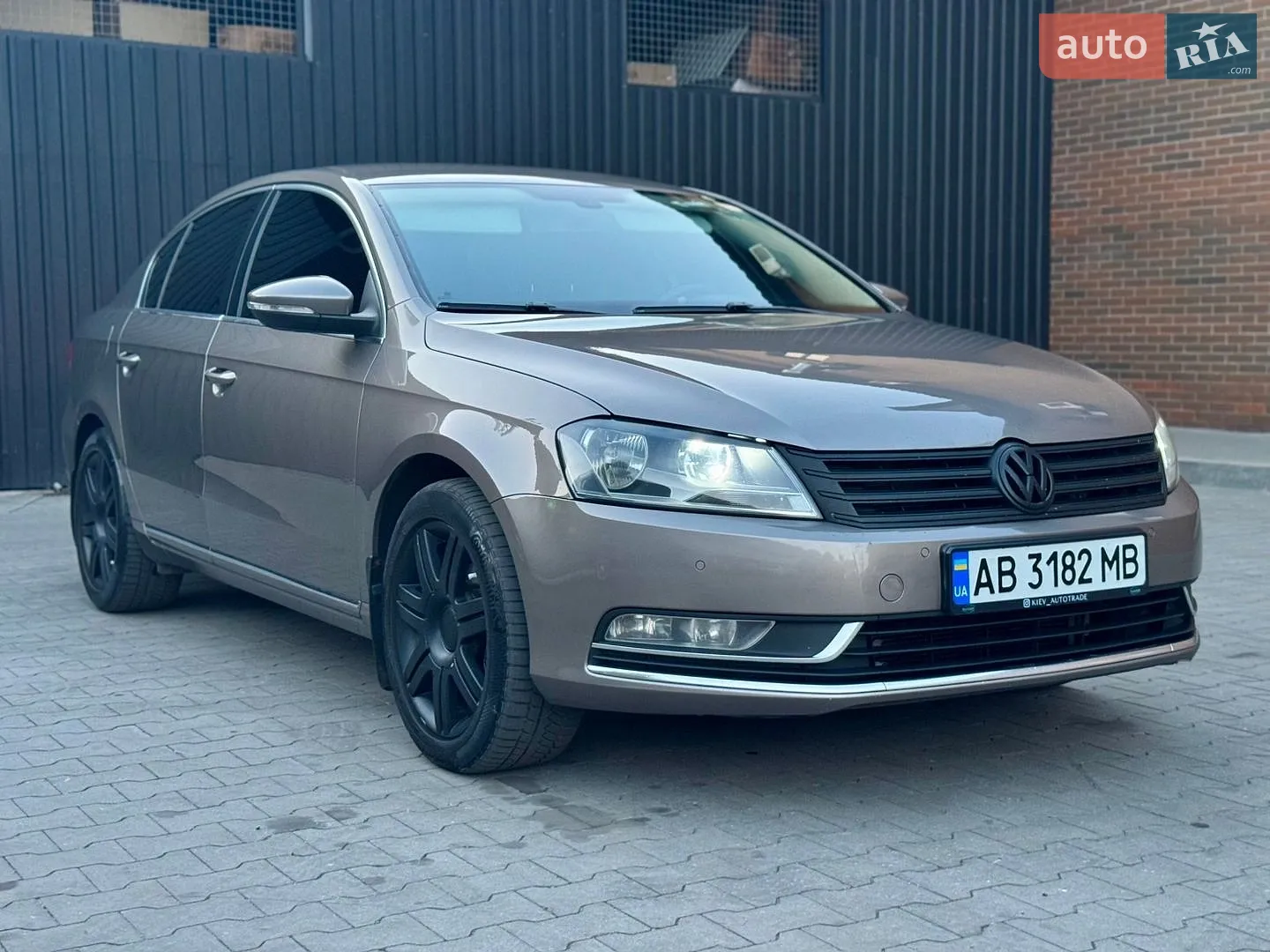 2011 Volkswagen Passat - мініатюра 7