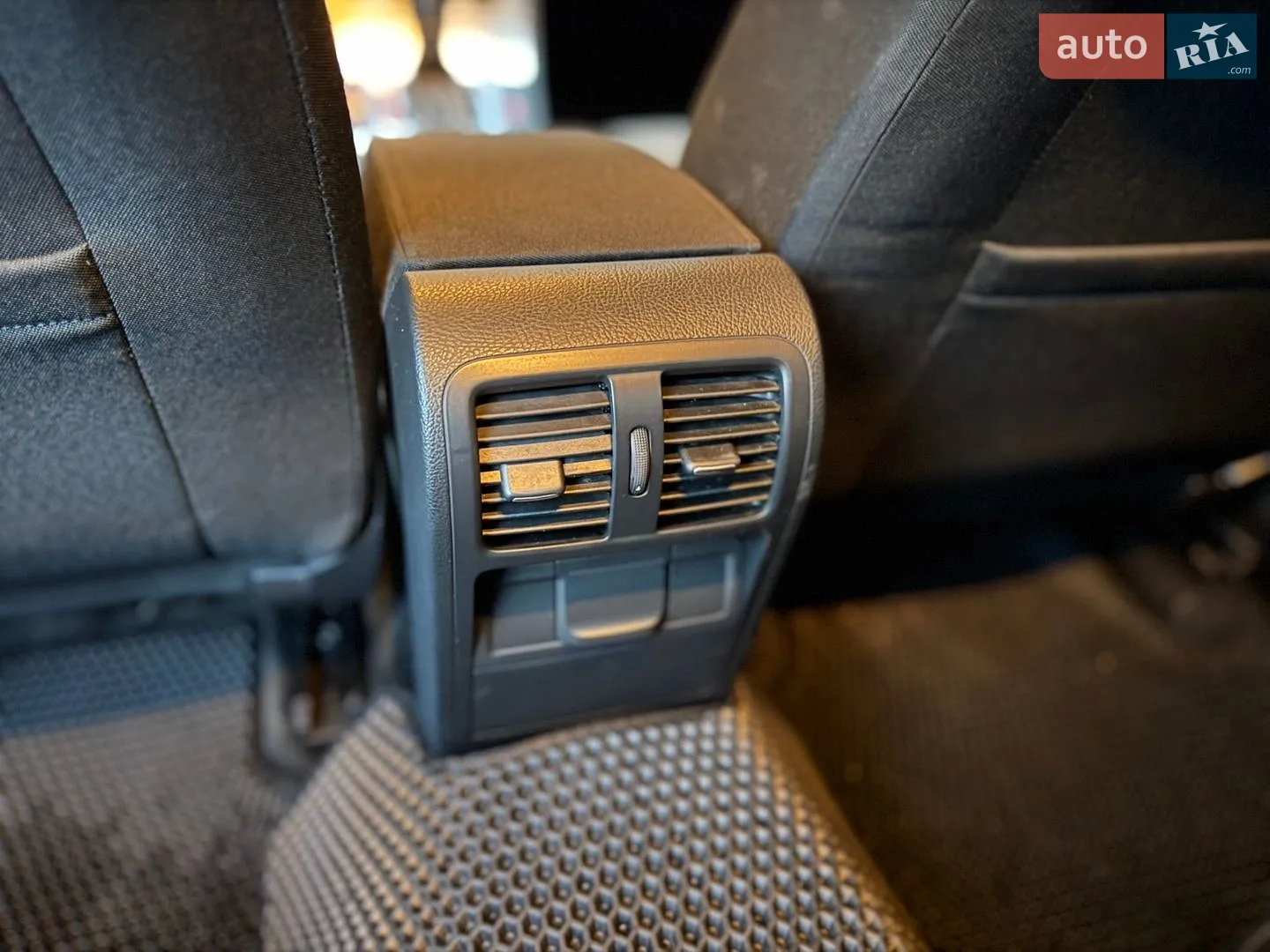 2011 Volkswagen Passat - мініатюра 25