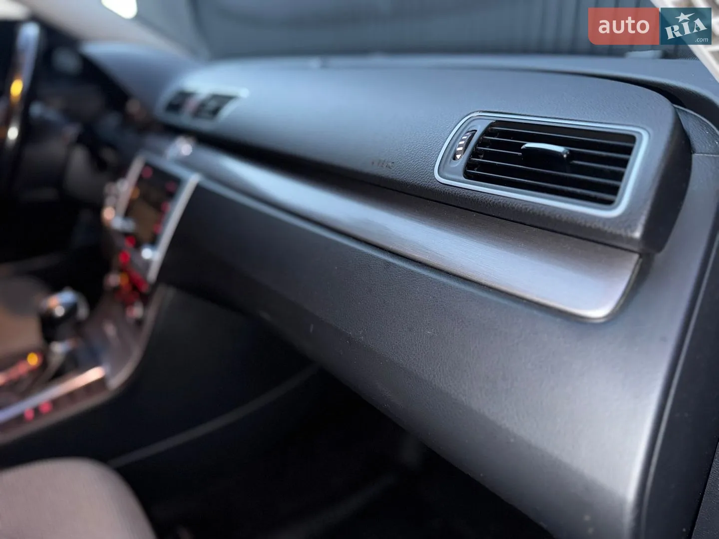 2011 Volkswagen Passat - мініатюра 27