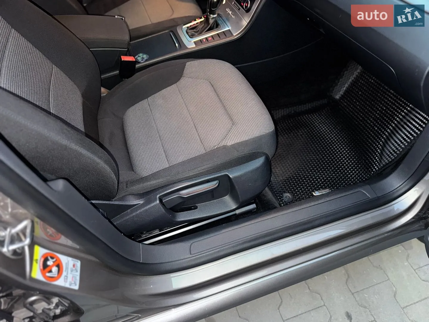 2011 Volkswagen Passat - мініатюра 33