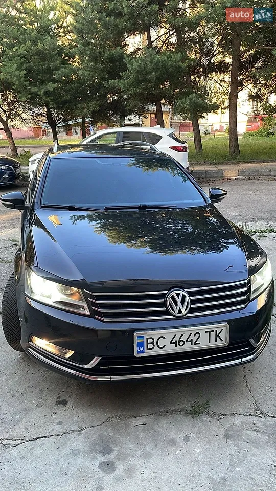 2011 Volkswagen Passat - мініатюра 16