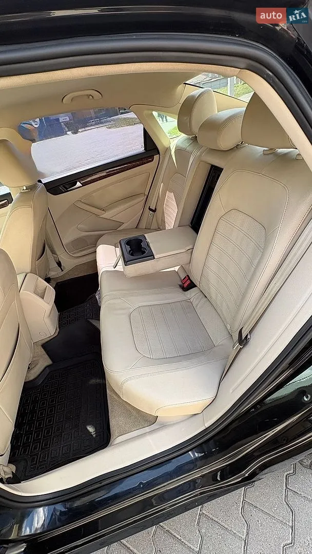 2012 Volkswagen Passat - мініатюра 21