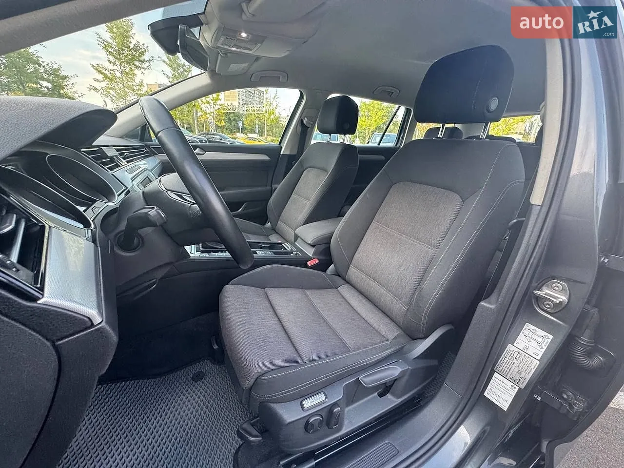 2015 Volkswagen Passat - мініатюра 8