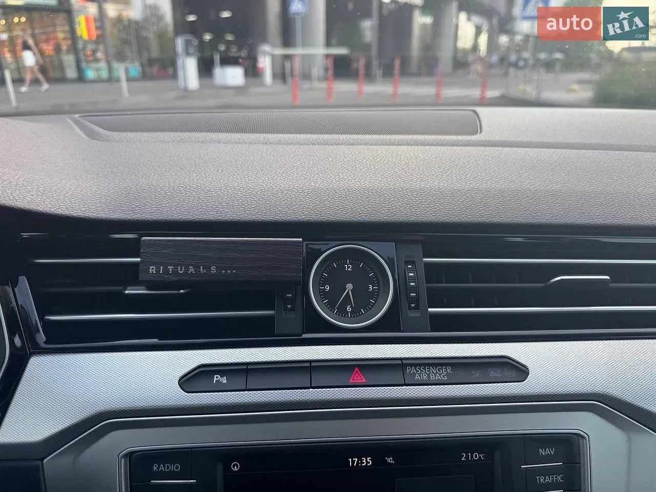 2015 Volkswagen Passat - мініатюра 16
