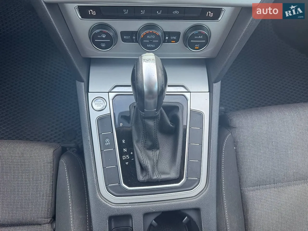 2015 Volkswagen Passat - мініатюра 19