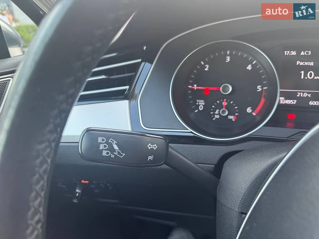 2015 Volkswagen Passat - мініатюра 24