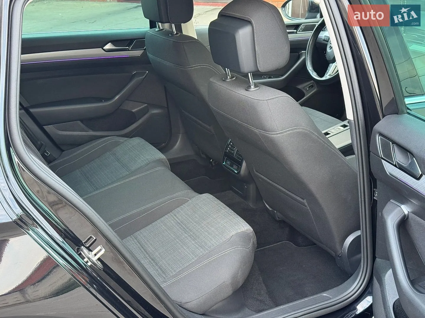 2020 Volkswagen Passat - мініатюра 14