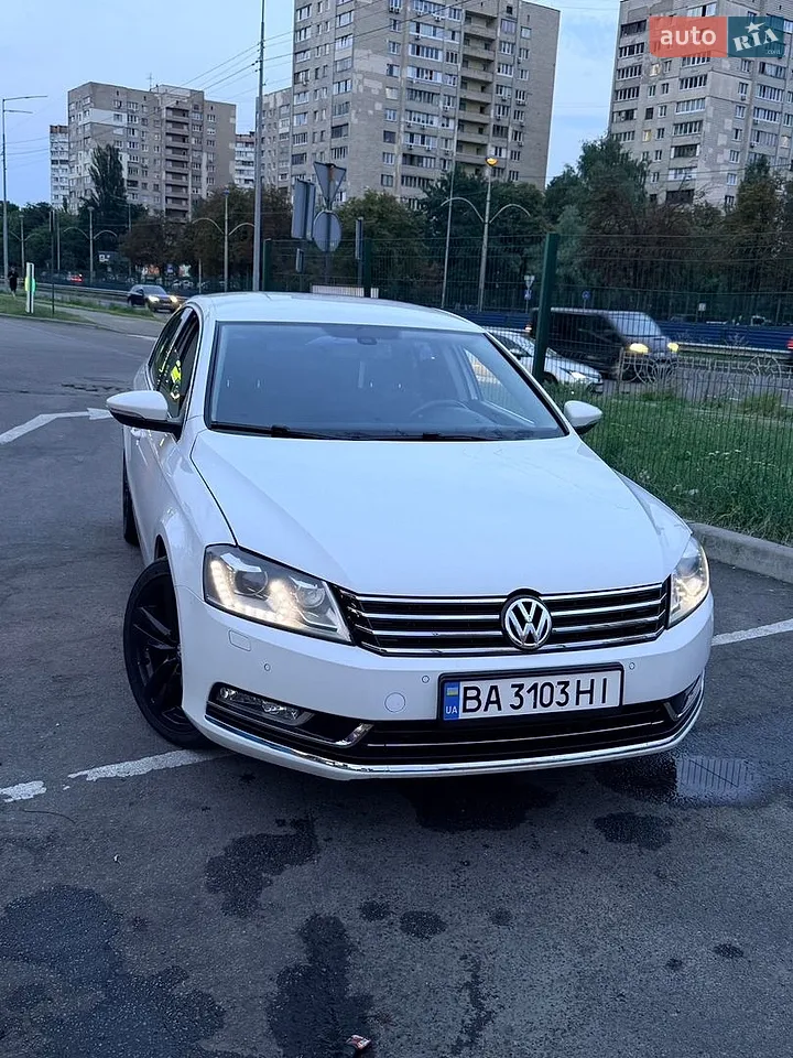 2012 Volkswagen Passat - мініатюра 25