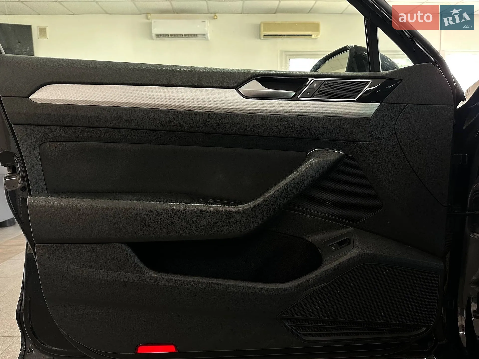 2019 Volkswagen Passat - мініатюра 13