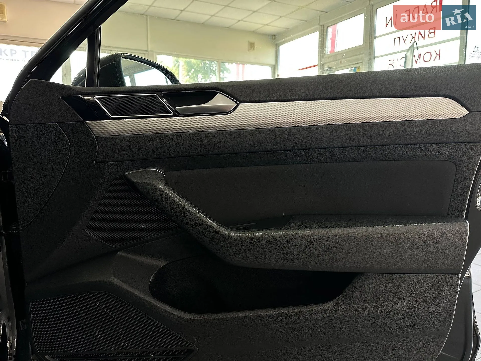2019 Volkswagen Passat - мініатюра 18