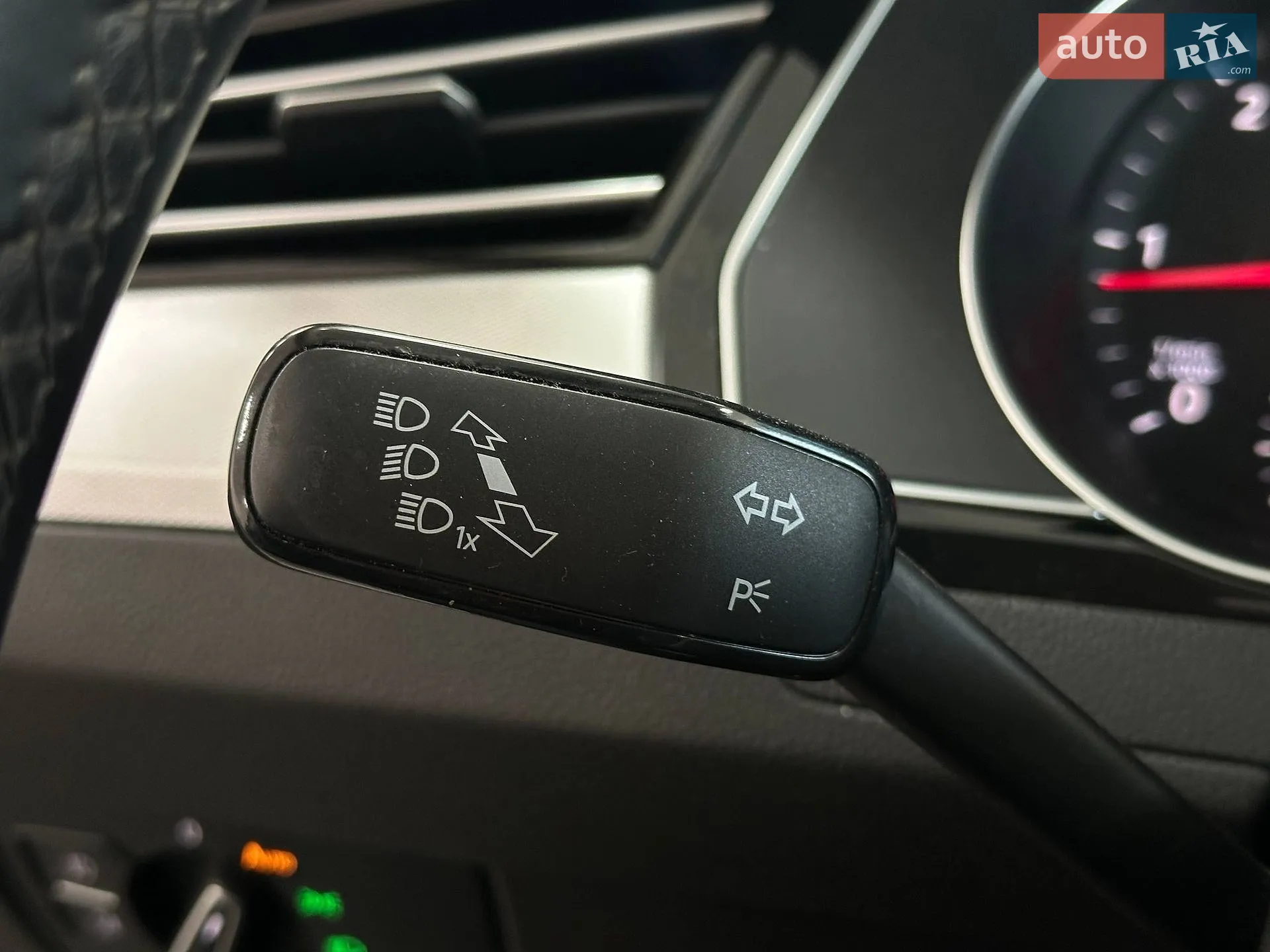 2019 Volkswagen Passat - мініатюра 32