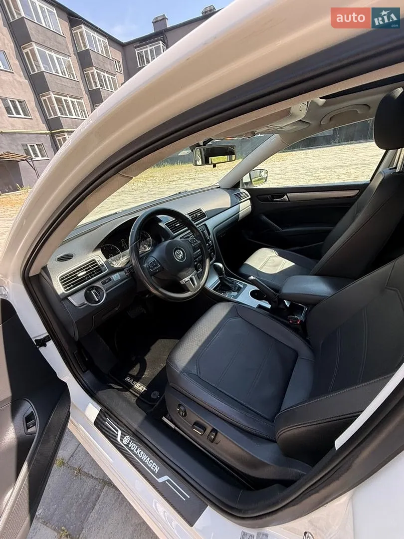 2015 Volkswagen Passat - мініатюра 11