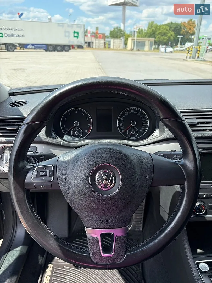 2015 Volkswagen Passat - мініатюра 40