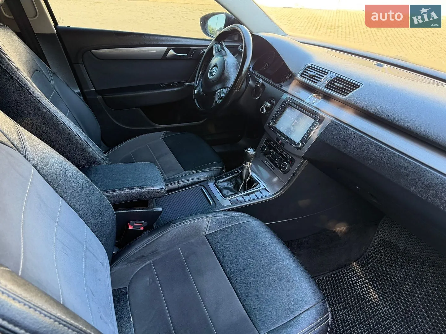 2011 Volkswagen Passat - мініатюра 24