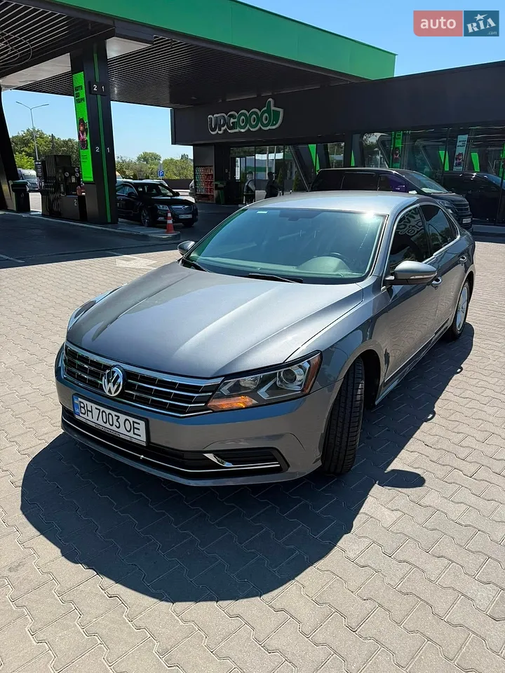 2017 Volkswagen Passat - мініатюра 16
