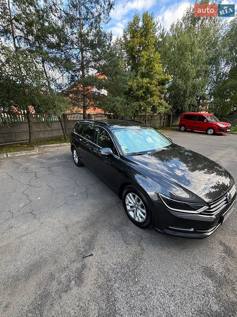 2018 Volkswagen Passat - мініатюра 2