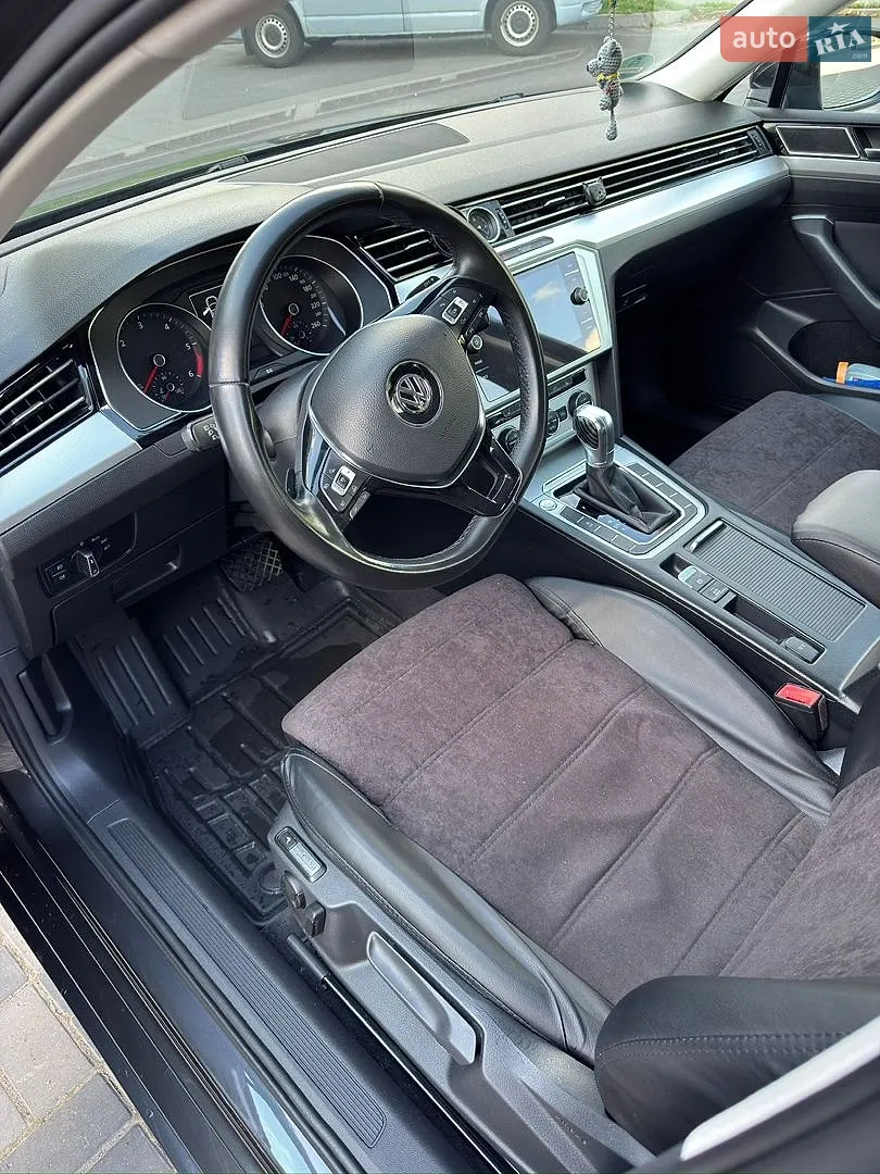 2018 Volkswagen Passat - мініатюра 17