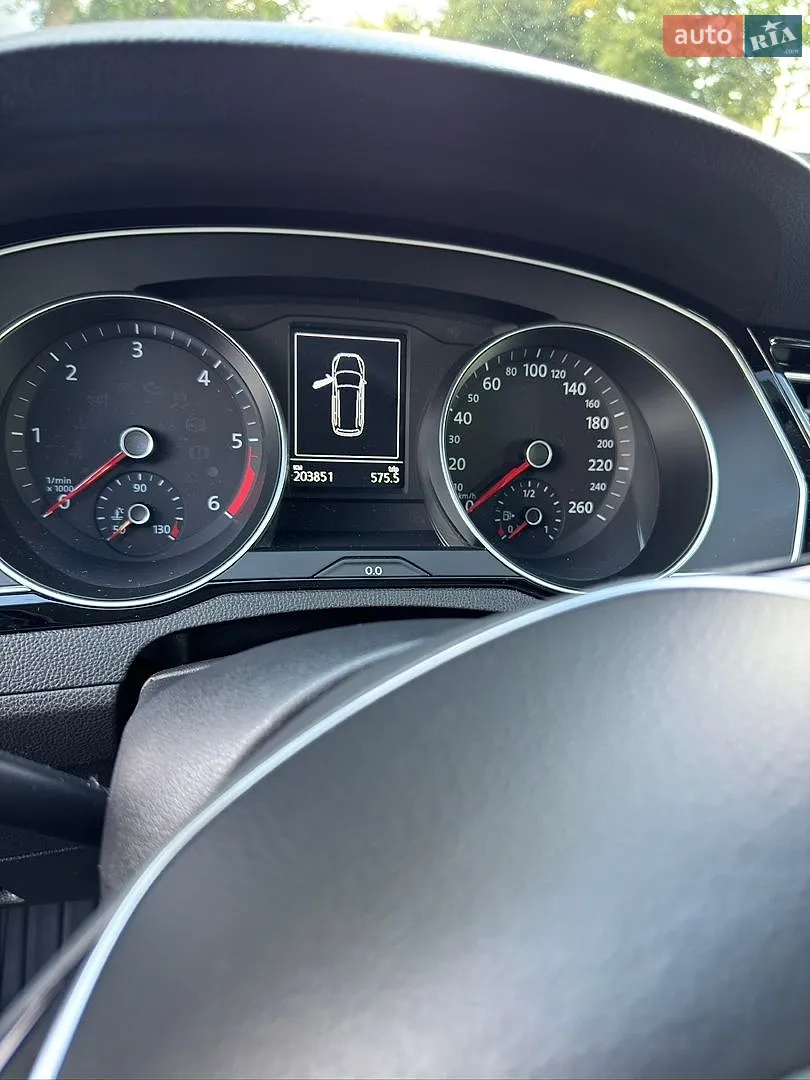 2018 Volkswagen Passat - мініатюра 19