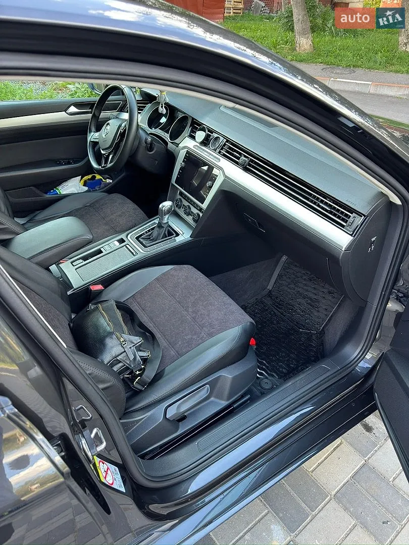 2018 Volkswagen Passat - мініатюра 20