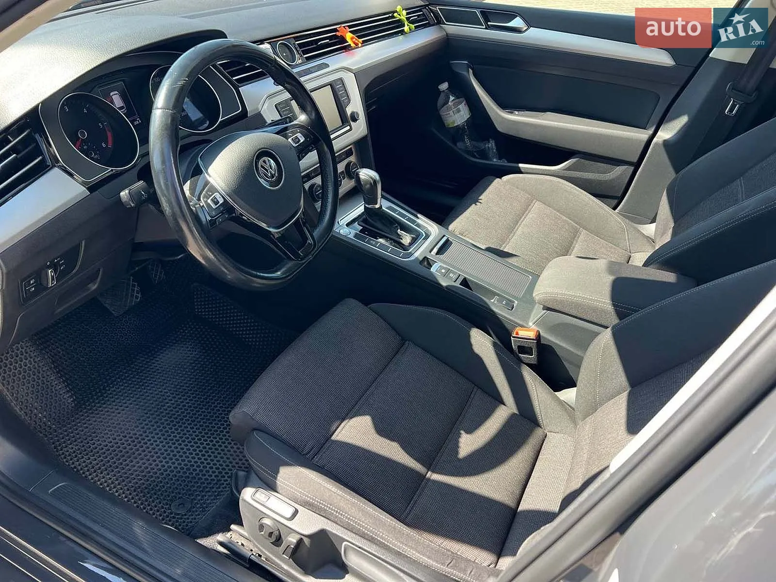 2015 Volkswagen Passat - мініатюра 24