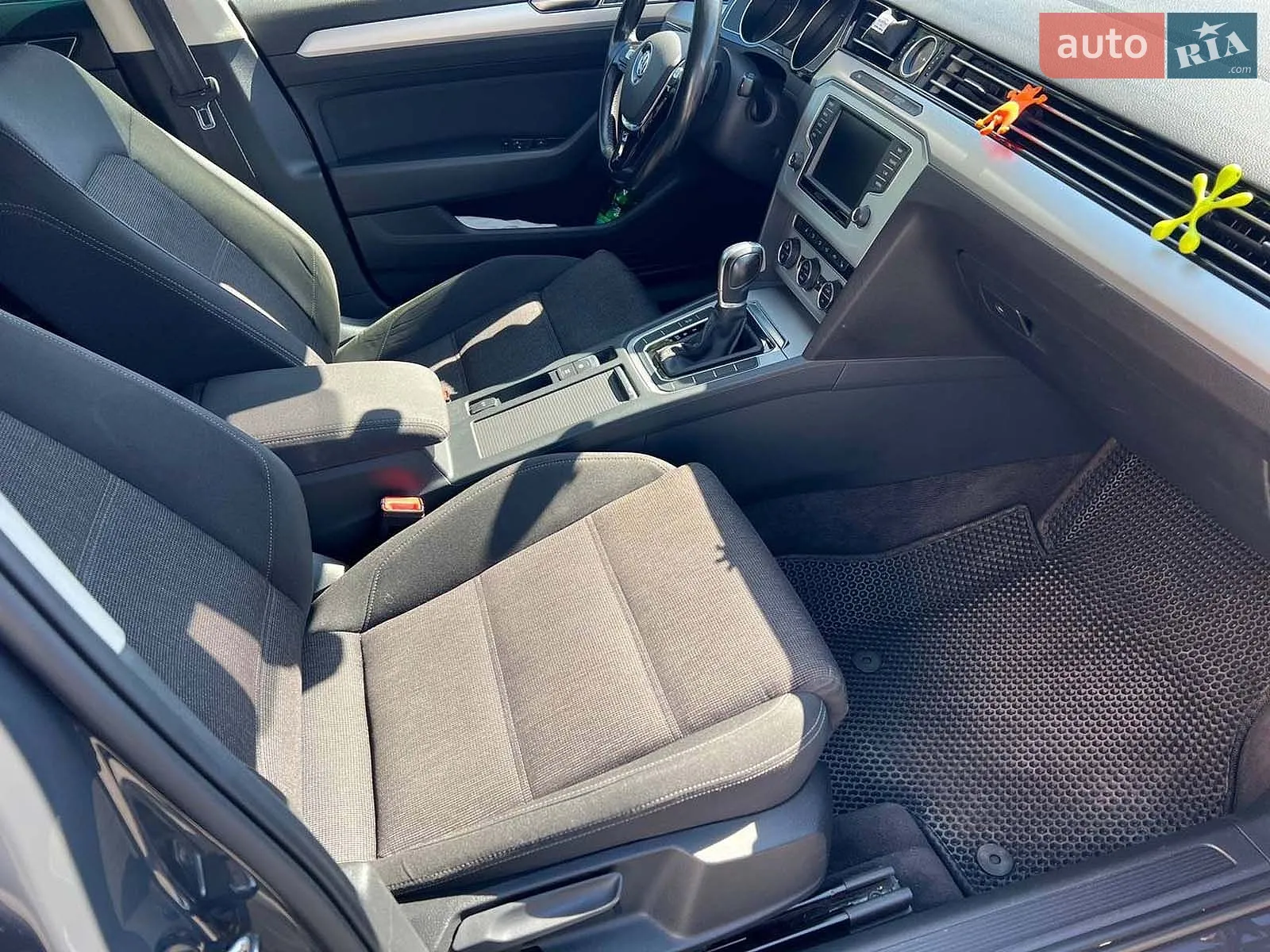 2015 Volkswagen Passat - мініатюра 19