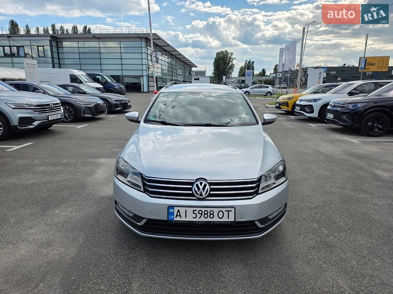 2012 Volkswagen Passat - мініатюра 3
