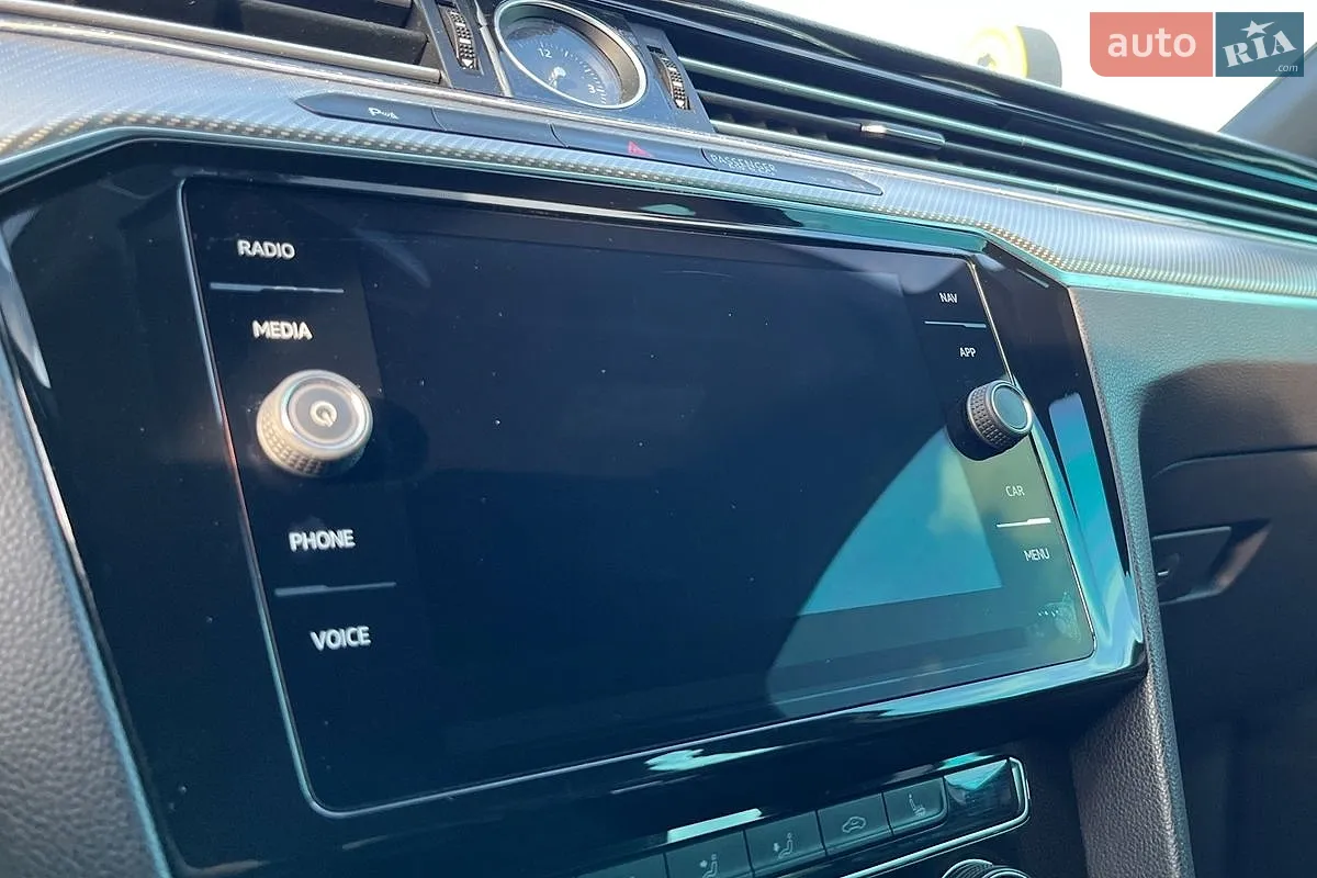2018 Volkswagen Passat - мініатюра 19