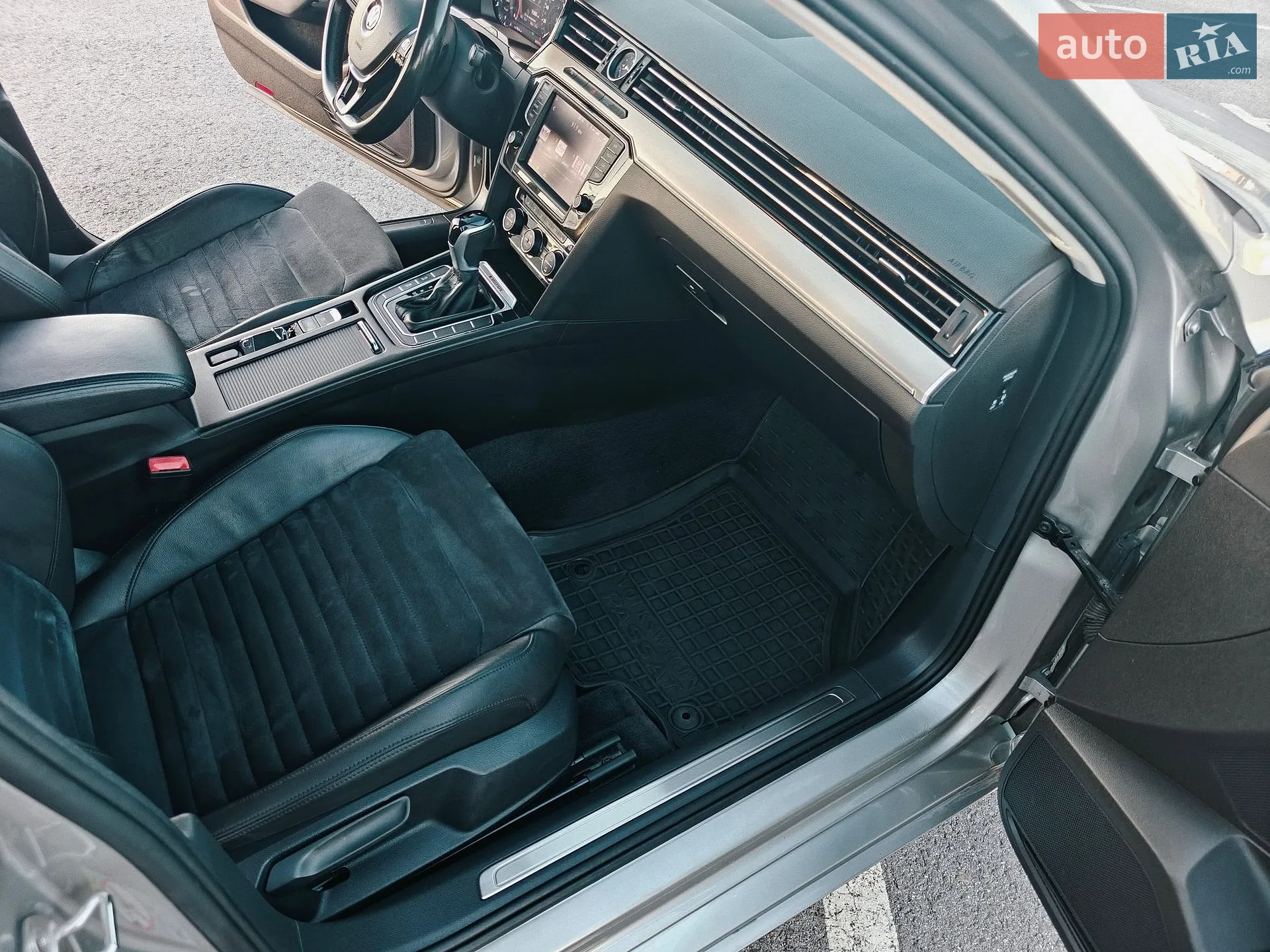 2017 Volkswagen Passat - мініатюра 10