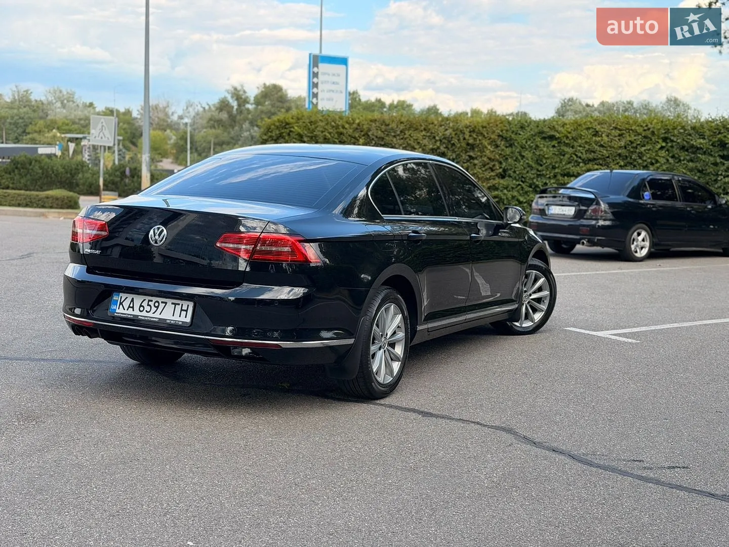 2019 Volkswagen Passat - мініатюра 2