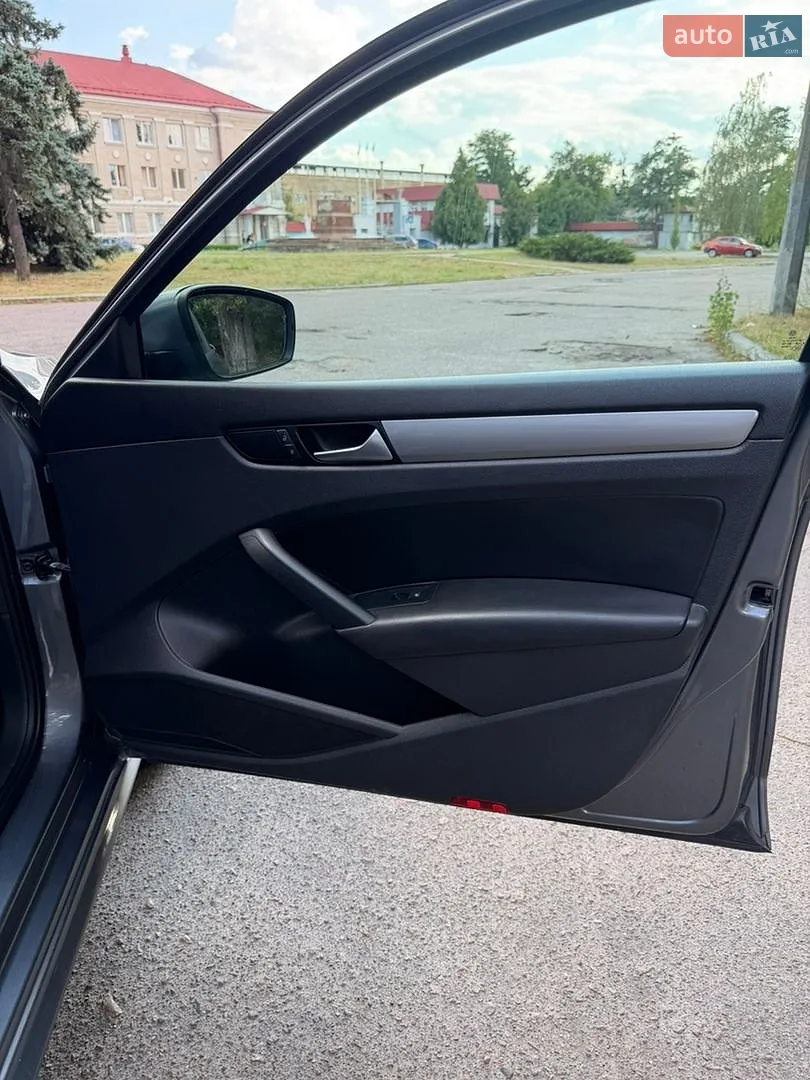 2014 Volkswagen Passat - мініатюра 16