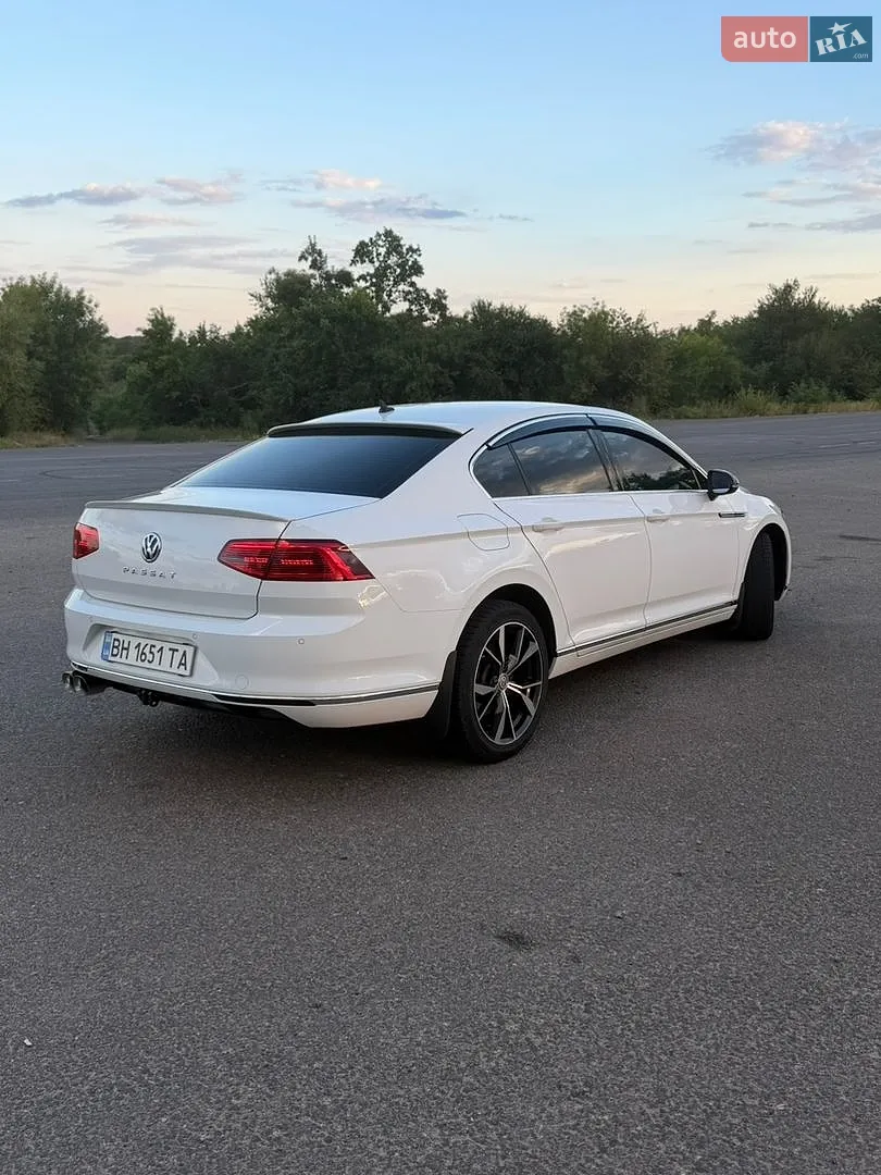 2015 Volkswagen Passat - мініатюра 11