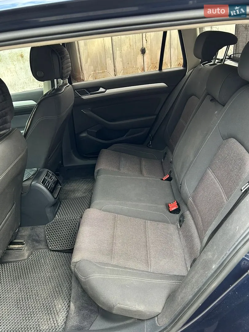 2015 Volkswagen Passat - мініатюра 32