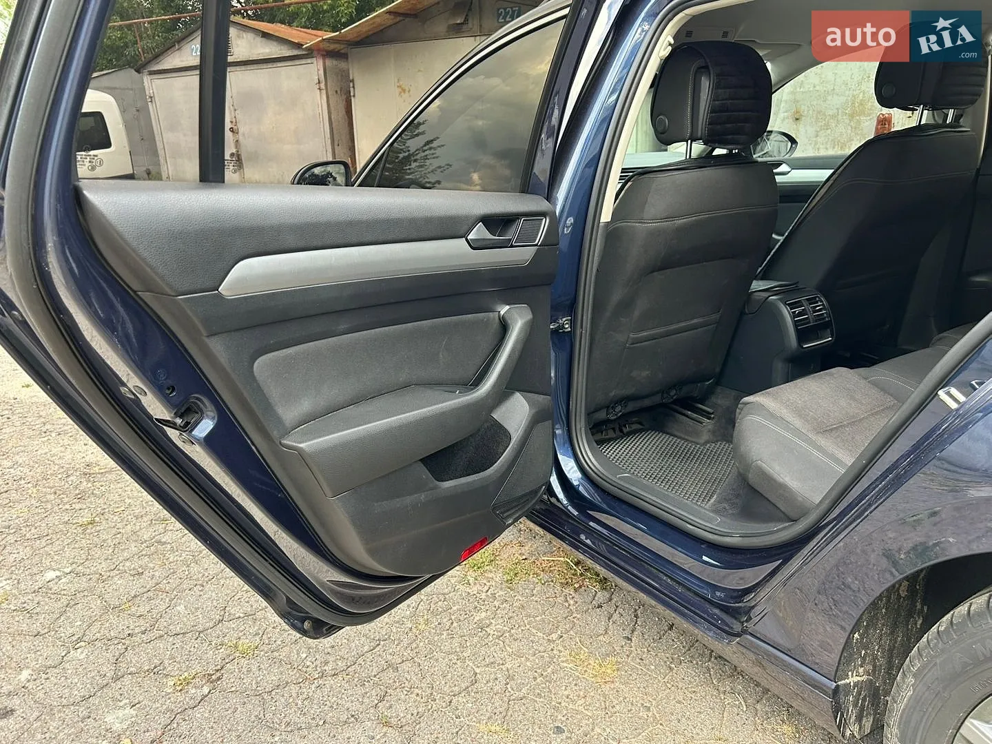 2015 Volkswagen Passat - мініатюра 31