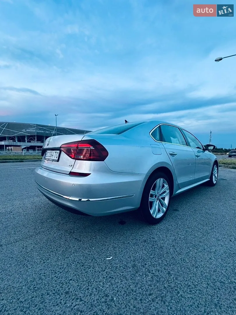 2018 Volkswagen Passat - мініатюра 10