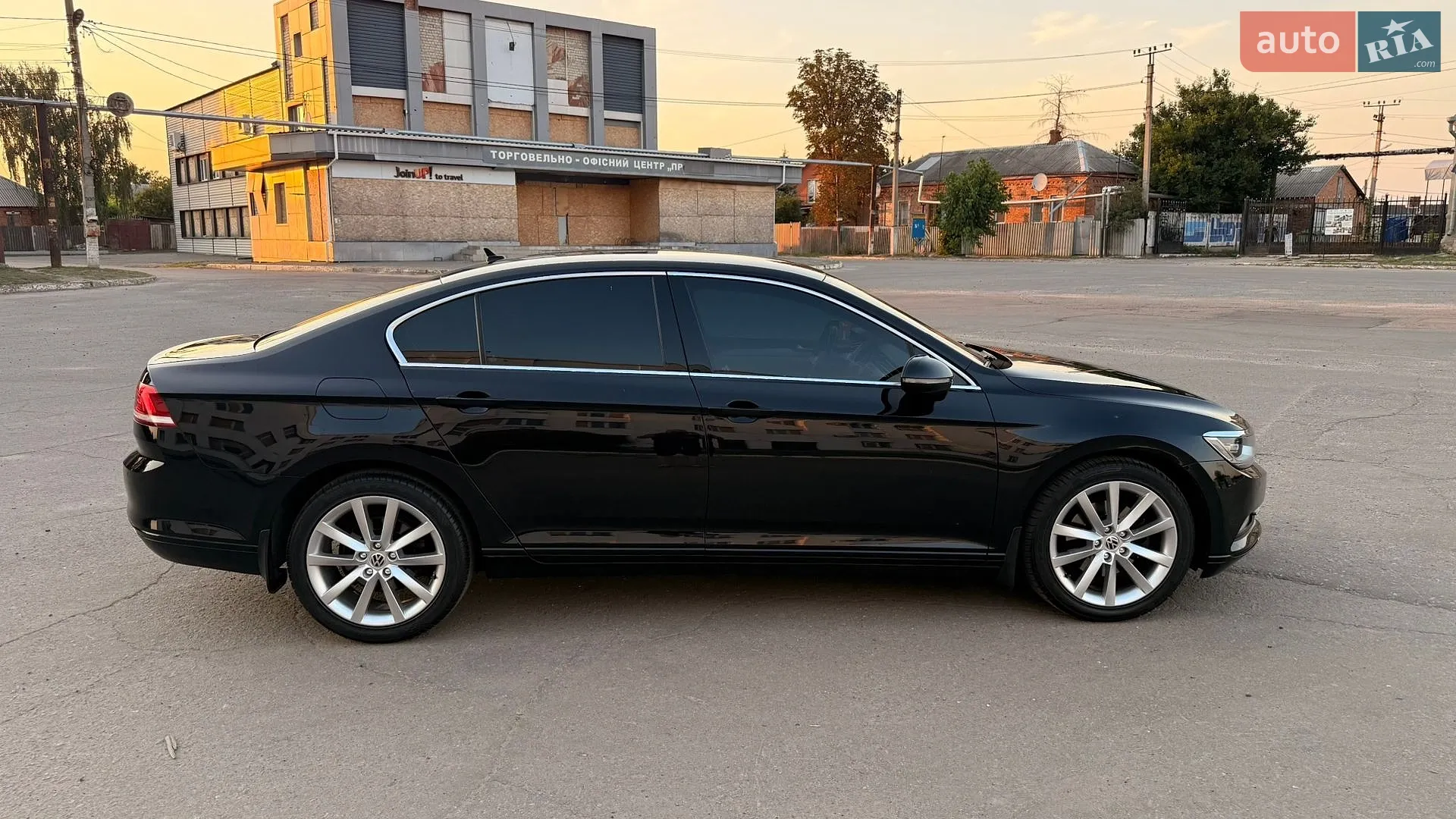2016 Volkswagen Passat - мініатюра 2