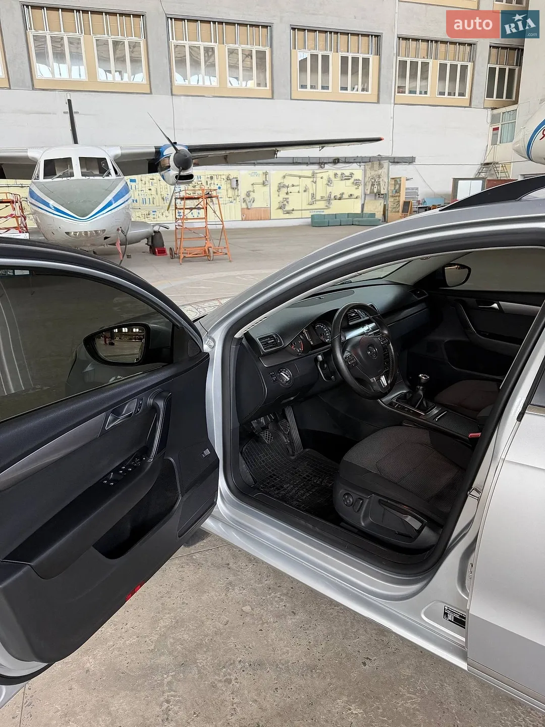 2010 Volkswagen Passat - мініатюра 10