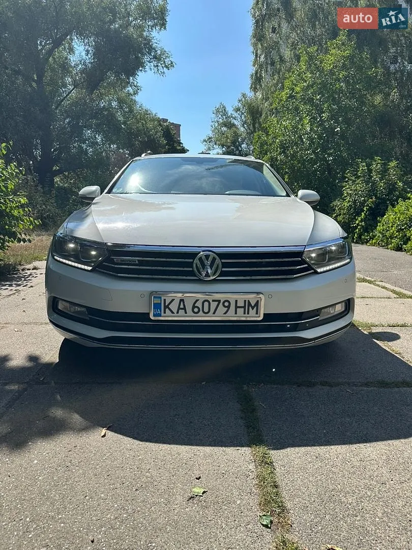 2016 Volkswagen Passat - мініатюра 9