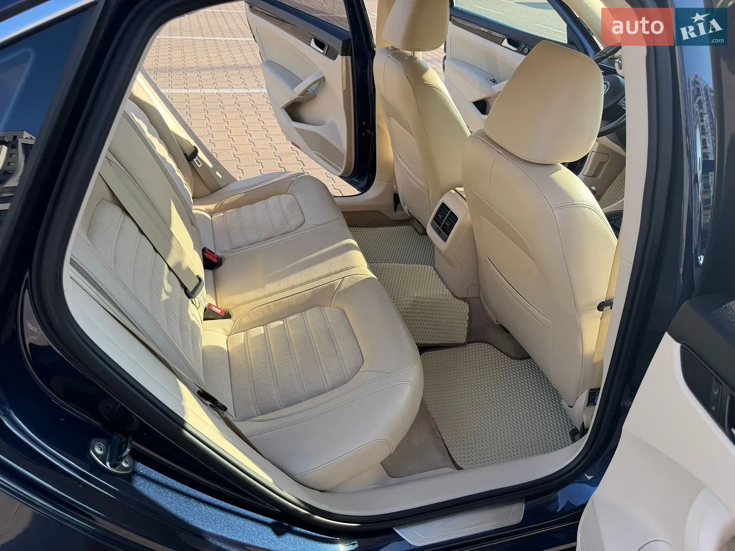 2013 Volkswagen Passat - мініатюра 13