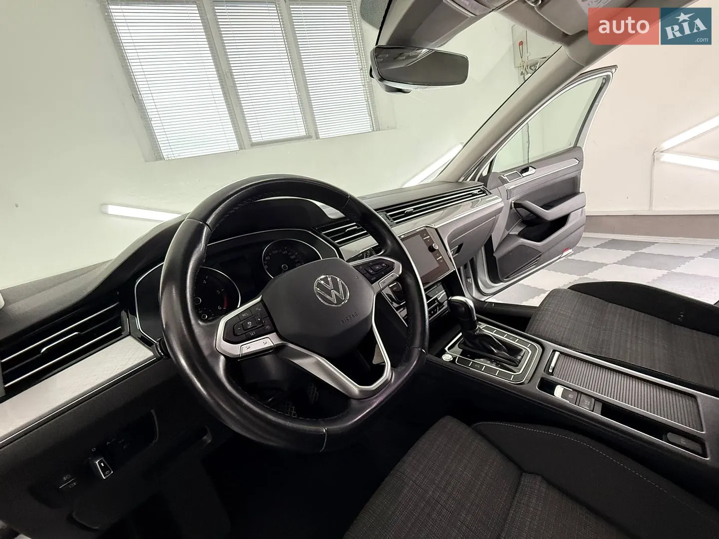 2020 Volkswagen Passat - мініатюра 27