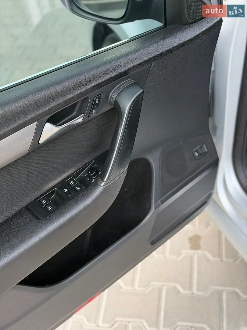 2011 Volkswagen Passat - мініатюра 24