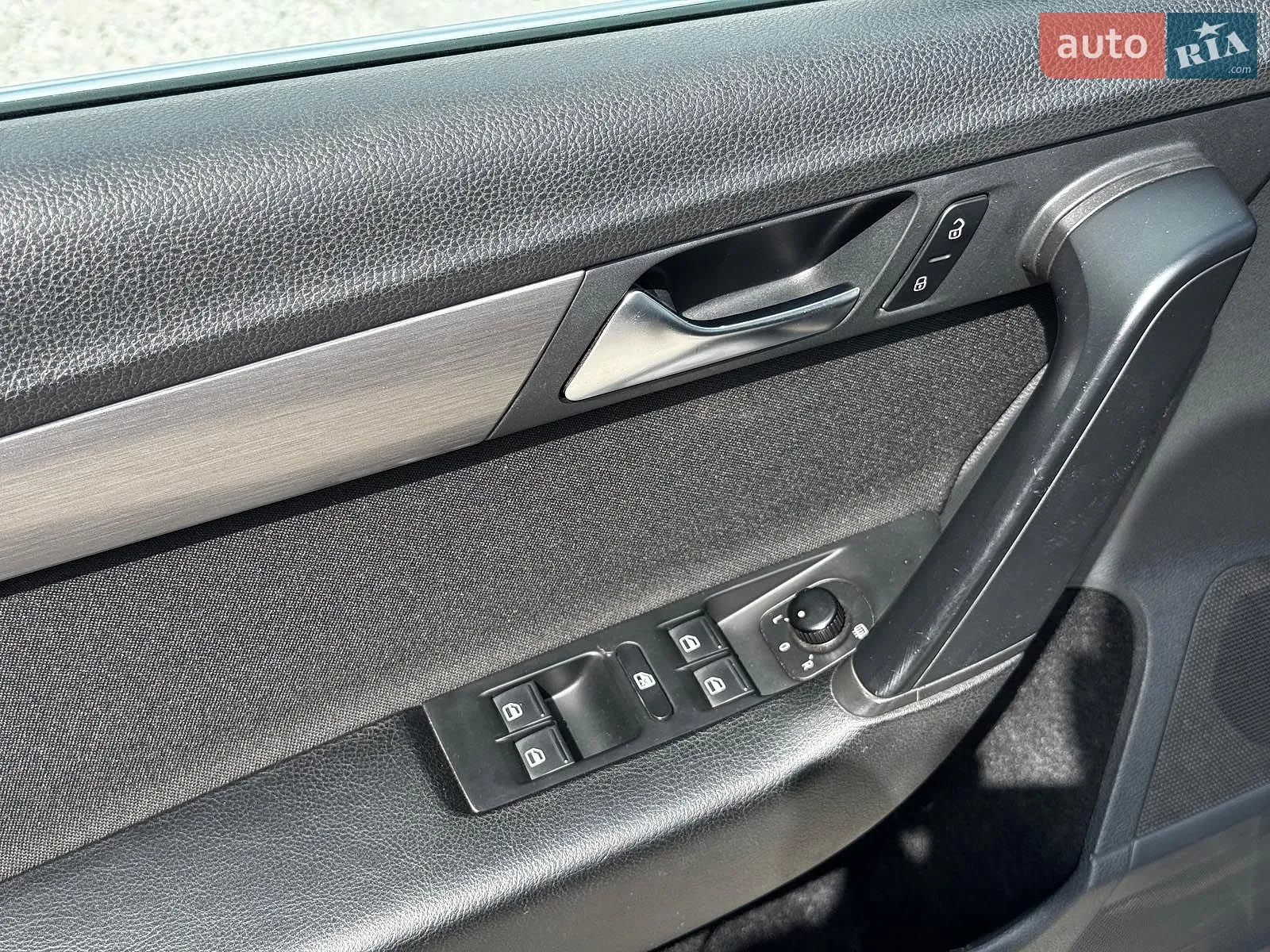 2013 Volkswagen Passat - мініатюра 30
