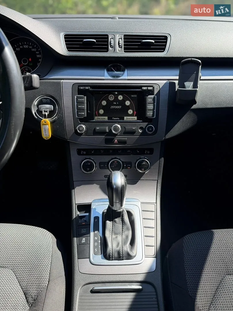 2014 Volkswagen Passat - мініатюра 19