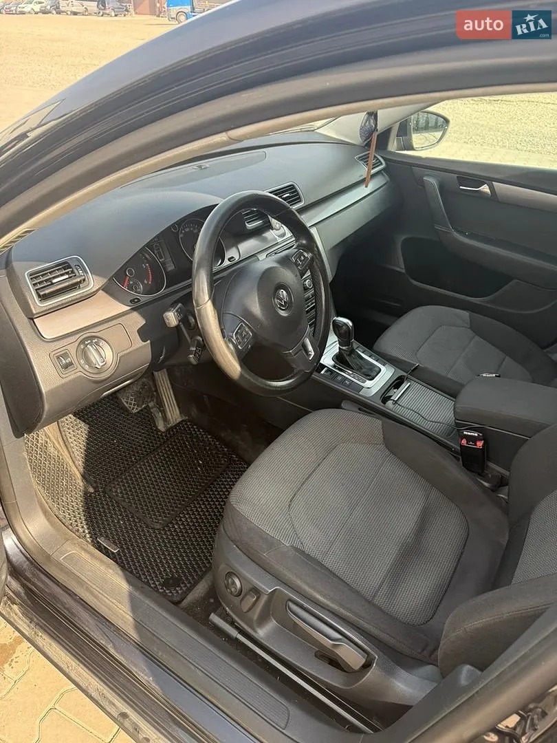 2011 Volkswagen Passat - мініатюра 17