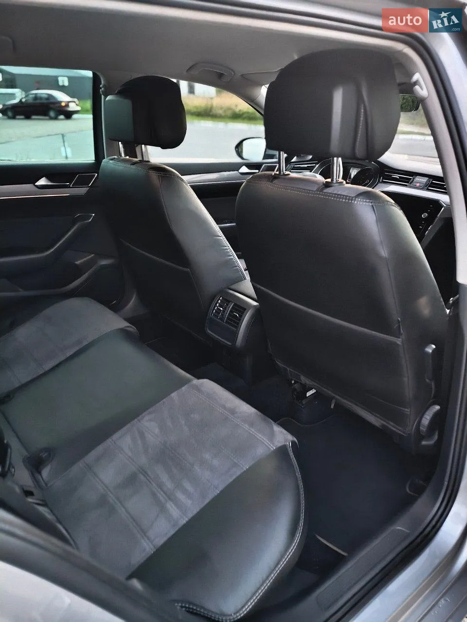 2019 Volkswagen Passat - мініатюра 24