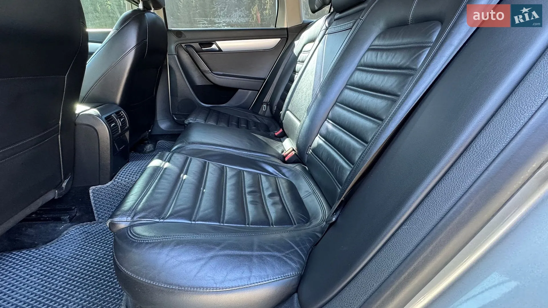 2013 Volkswagen Passat - мініатюра 9