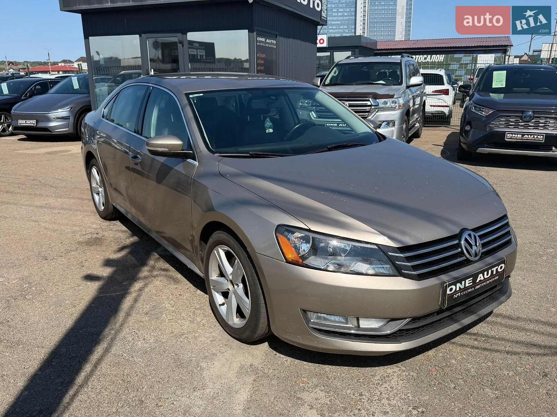 2015 Volkswagen Passat - фото 1