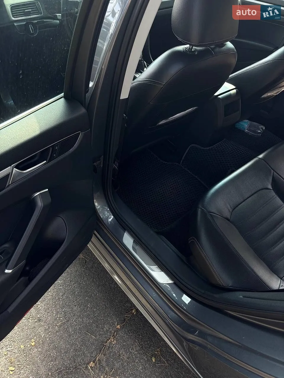 2016 Volkswagen Passat - мініатюра 16