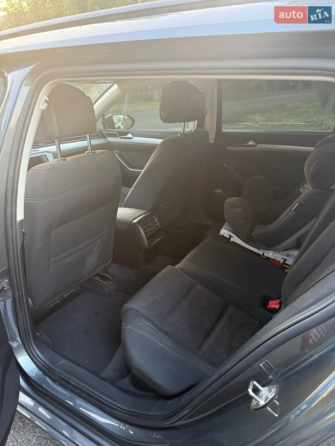 2016 Volkswagen Passat - мініатюра 10